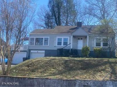 5811 Old Central Avenue Pike