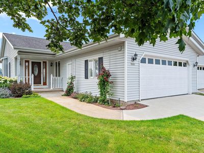 1621 Blue Heron DRIVE