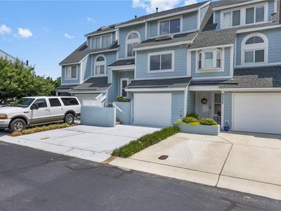 9554 Bay Front Dr #B