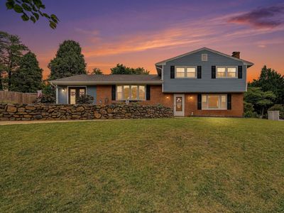5417 Lakeland Dr