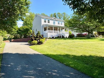 301 Mullbury Pl