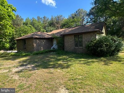 Property at 17784 S Yellowood Dr, Lincoln, DE