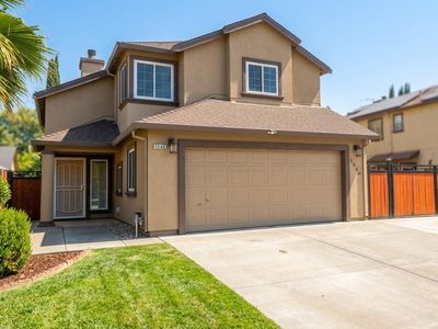 1546 Paradise Valley Dr