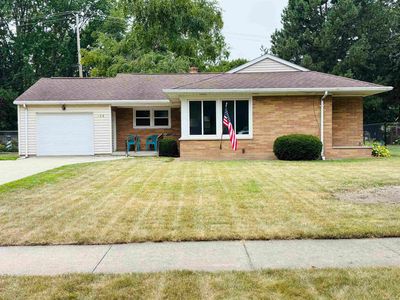 128 Beyerlein St