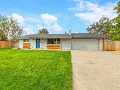 6809 W Brentwood Dr