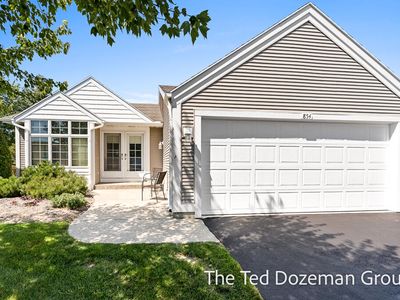 854 Claremont Ct