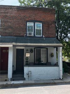 10 S Brook St