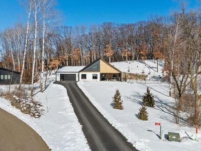 1084 Autumn Oak Ln