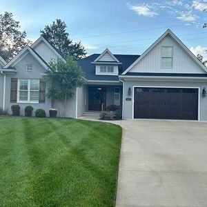 1317 Pillar Chase