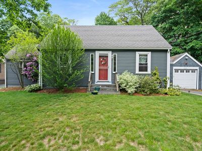 285 Raynor Ave