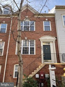 9621 Athens Pl