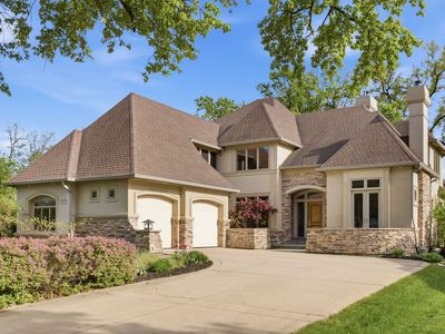 1076 Prairie Ave
