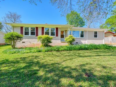 4 Jonquil Ln