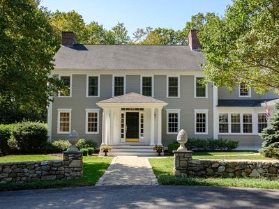 451 Main St