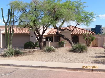 3217 E DESERT COVE Avenue