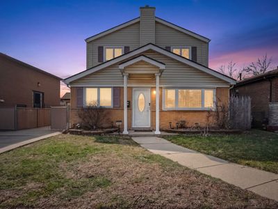 12704 S Muskegon Ave