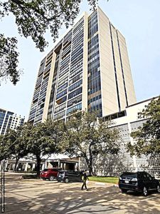 6335 W Northwest Hwy APT 411