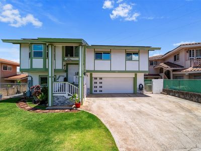 1011 Luaole Pl
