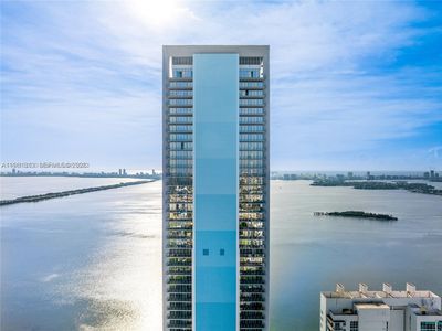 700 NE 26th Ter Unit 3005