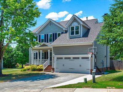 1706 Magnolia Oak Pl