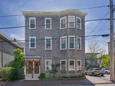 62 St Lawrence Street #2