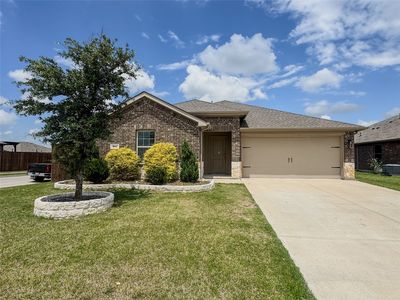 801 Meadow Creek Ln