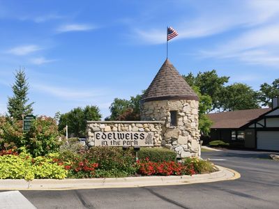 11553 Autobahn Dr E APT 201