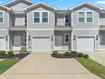 1518 Farragut Way