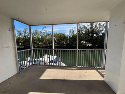 3660 NE 166th St APT 215