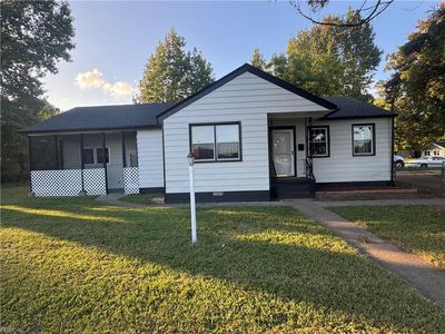 715 Briarfield Rd