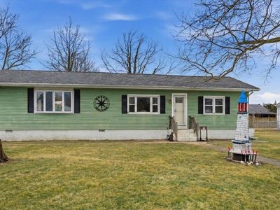 Property at 15 N 11th St, Del Haven, NJ