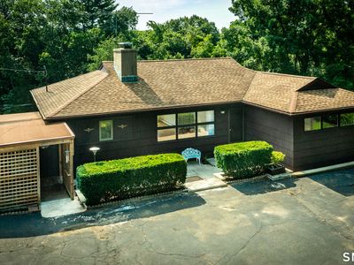 61 Soundview Avenue