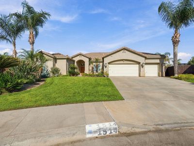 1514 W Claridge Court