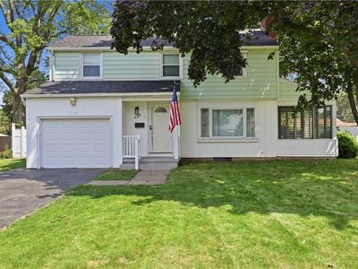 137 Newfield Dr