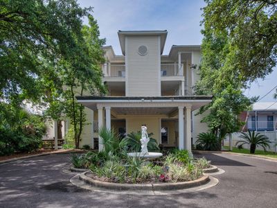 105 Brooks St #3