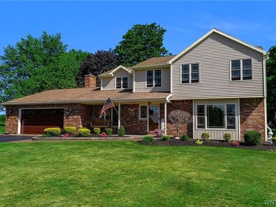 Property at 11269 Sunrise Ln, East Aurora, NY