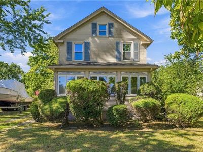 11 Tourtelot Ave