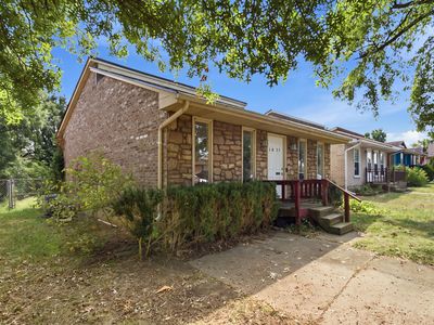 1027 Trent Blvd