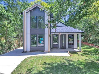 465 Tryon St