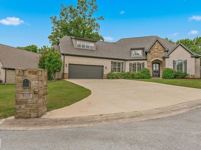 5225 Providence Cir
