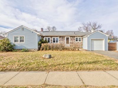 185 East St