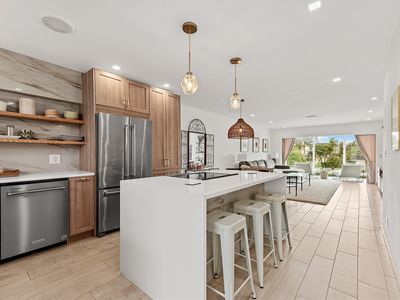 2400 NE 36th Street #12