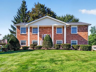 96 Forts Ferry Road