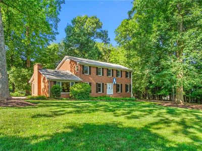 116 E Laramie Dr