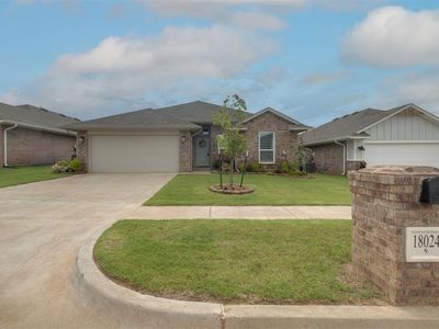 18024 Sunny Stone Ct