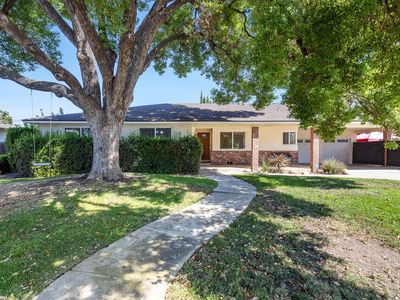 236 W San Madele Ave