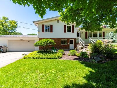 4184 S Canfield Niles Rd