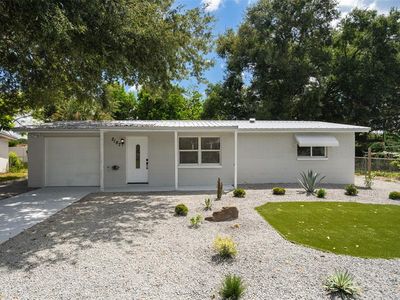 2187 DIXIE GARDEN LOOP