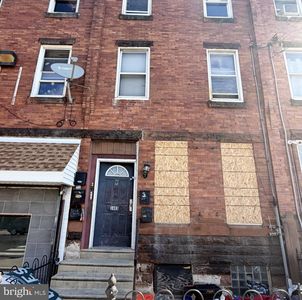2003 E Allegheny Ave