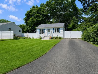 11 Cooke Avenue